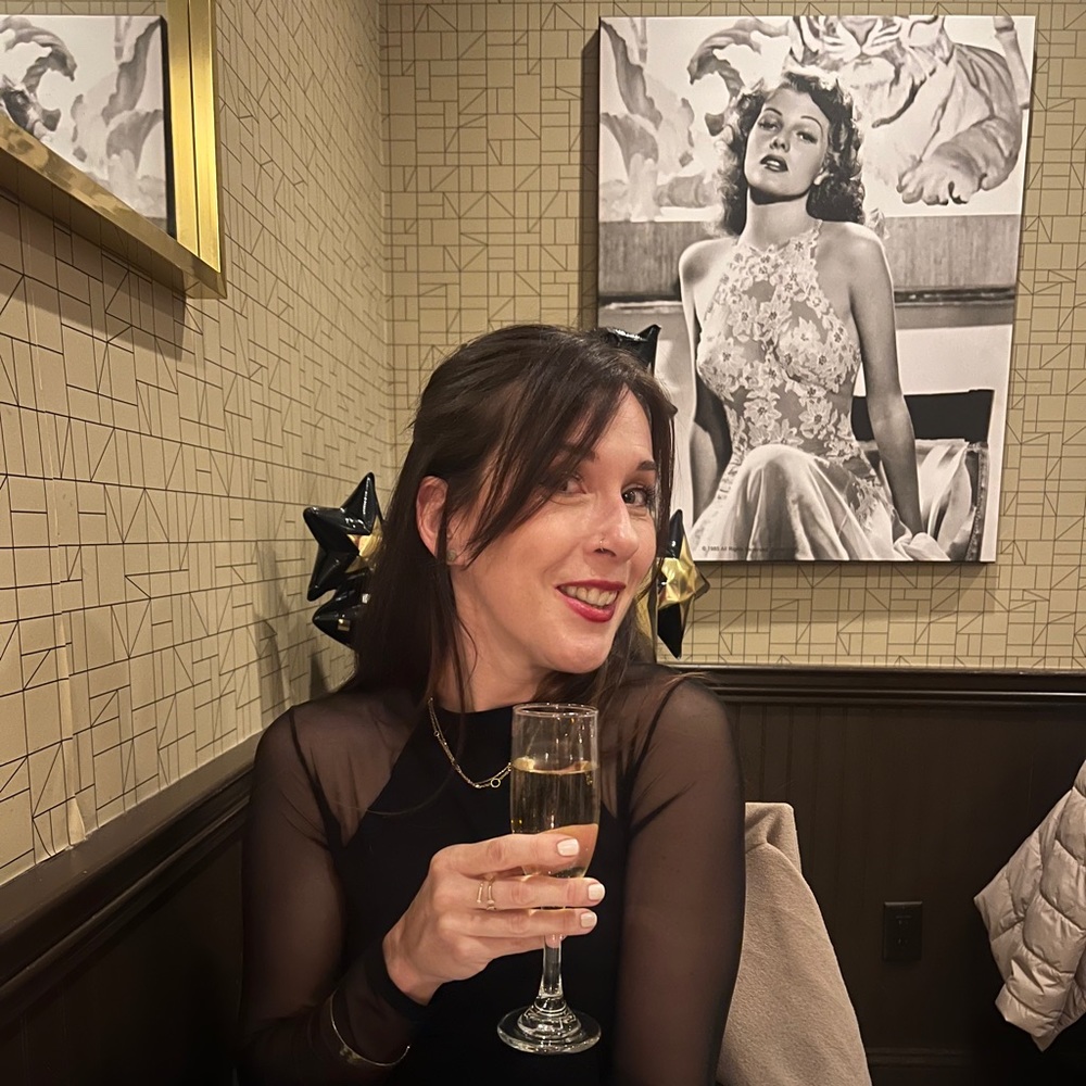 Meet your Posher, Jenn